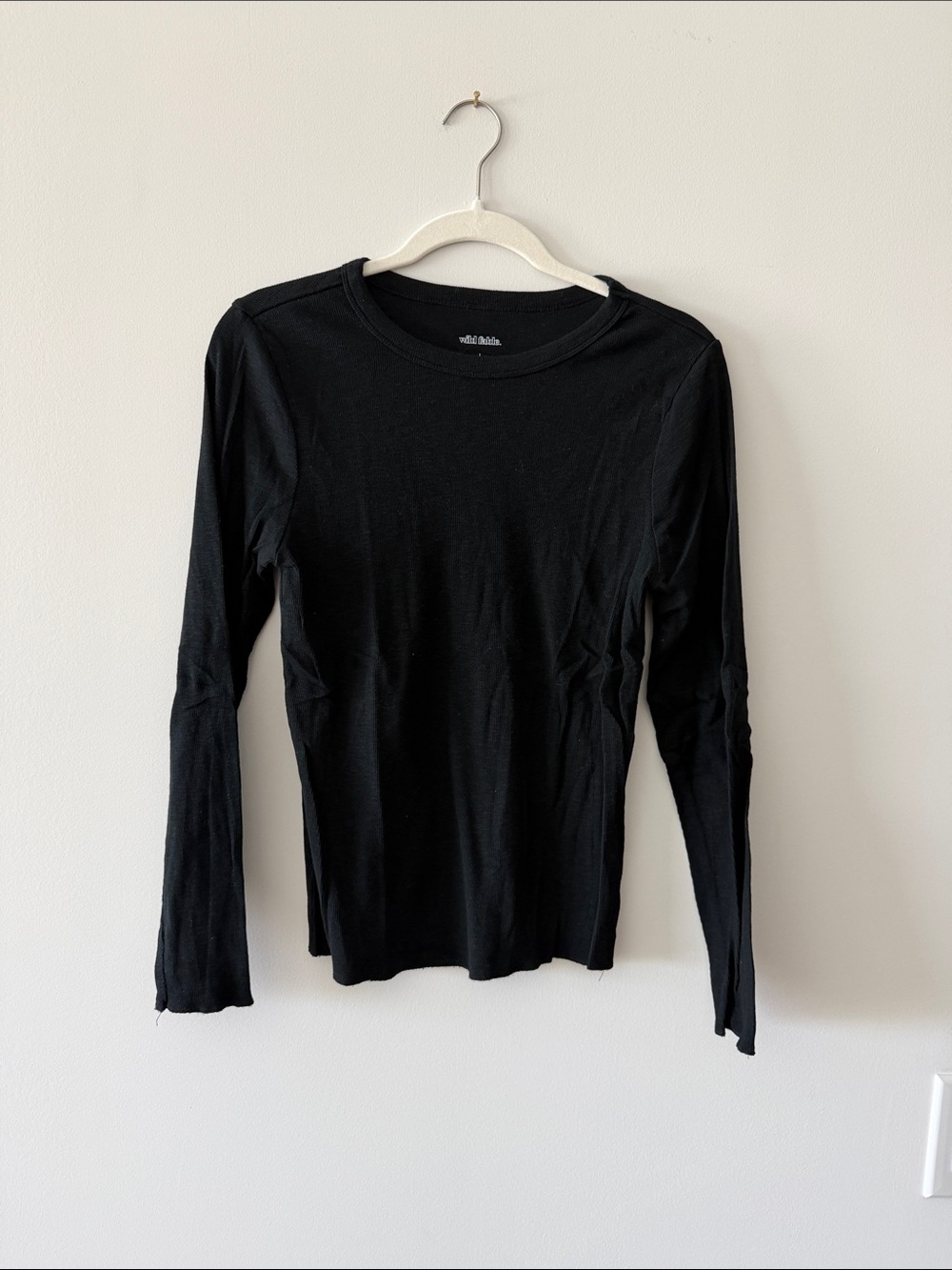 Women’s Black Long-Sleeve Crewneck Tee